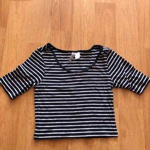 Striped H&M blue and white top